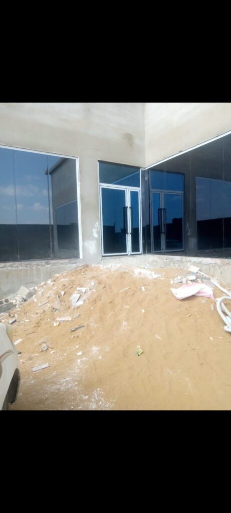 زجاج سكريت احد المسارحه جازان واجهات سكريت ابواب زجاج والمنيوم 0557941320