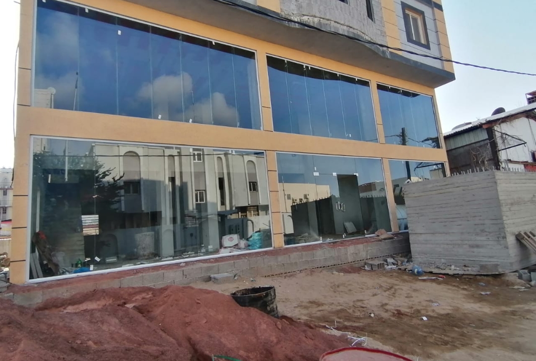 زجاج سكريت جازان زجاج سكريت جيزان زجاج جازان قزاز جازان زجاج صبيا زجاج بيش 0557941320